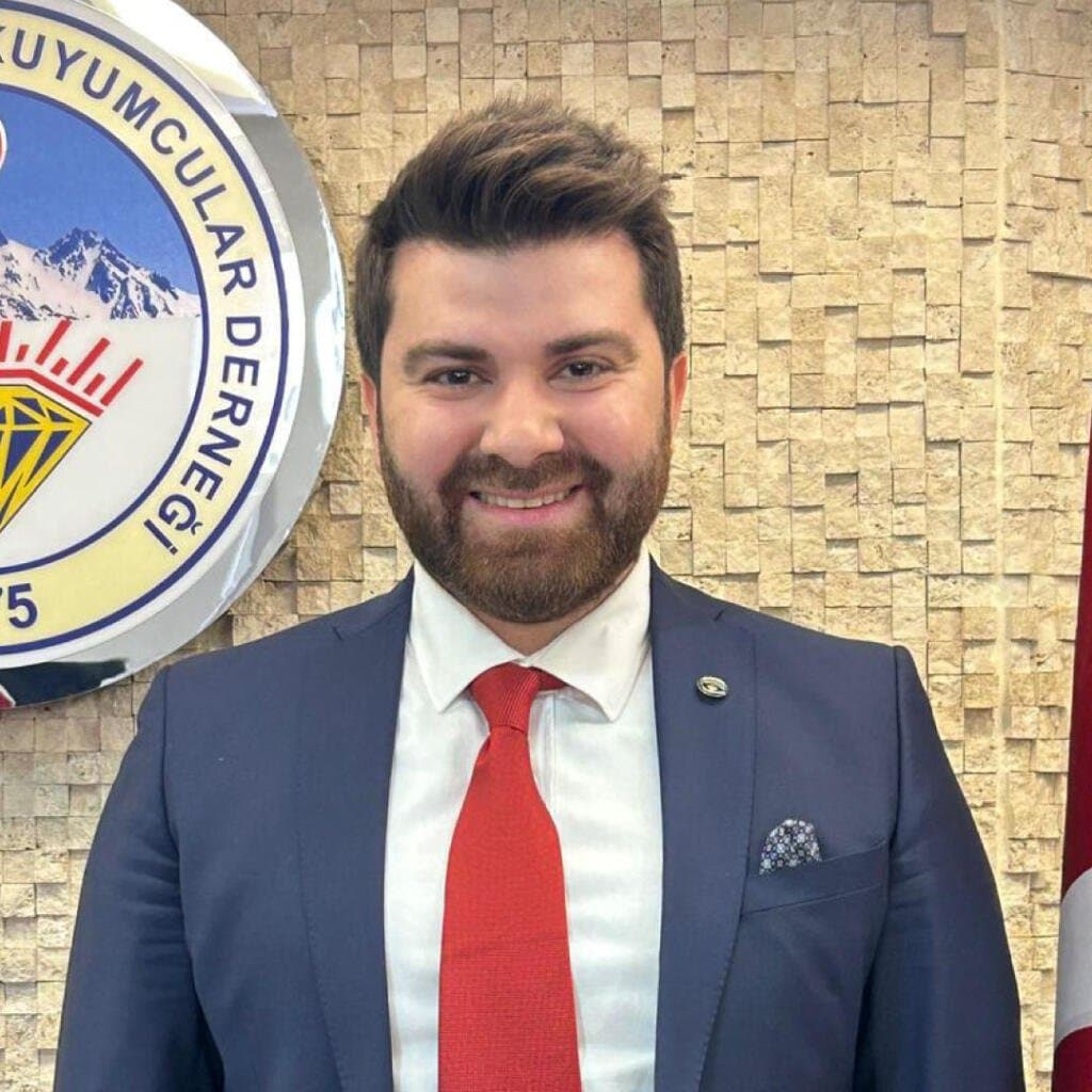 Emre Kuzucu — Yönetim Kurulu Üyesi